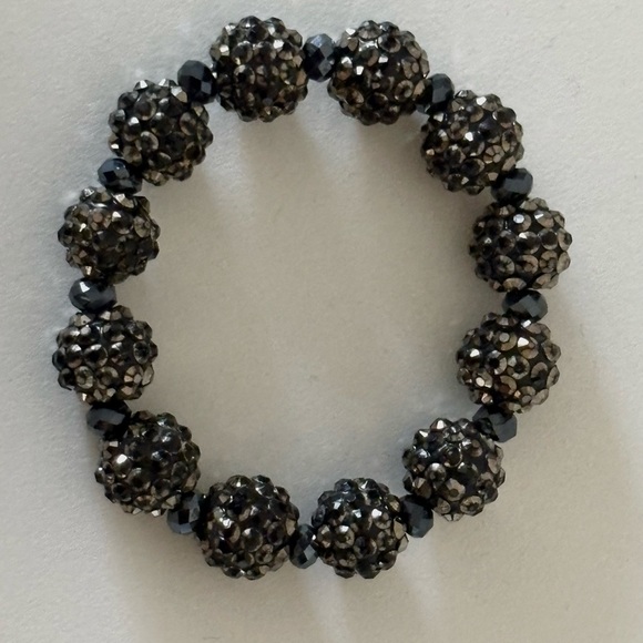Jewelry - Elegant Black Beaded Bracelet